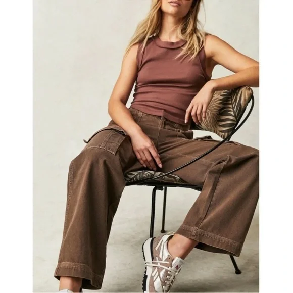 We The Free Judd Carpenter Cargo Baggy Jeans - Picture 4 of 11